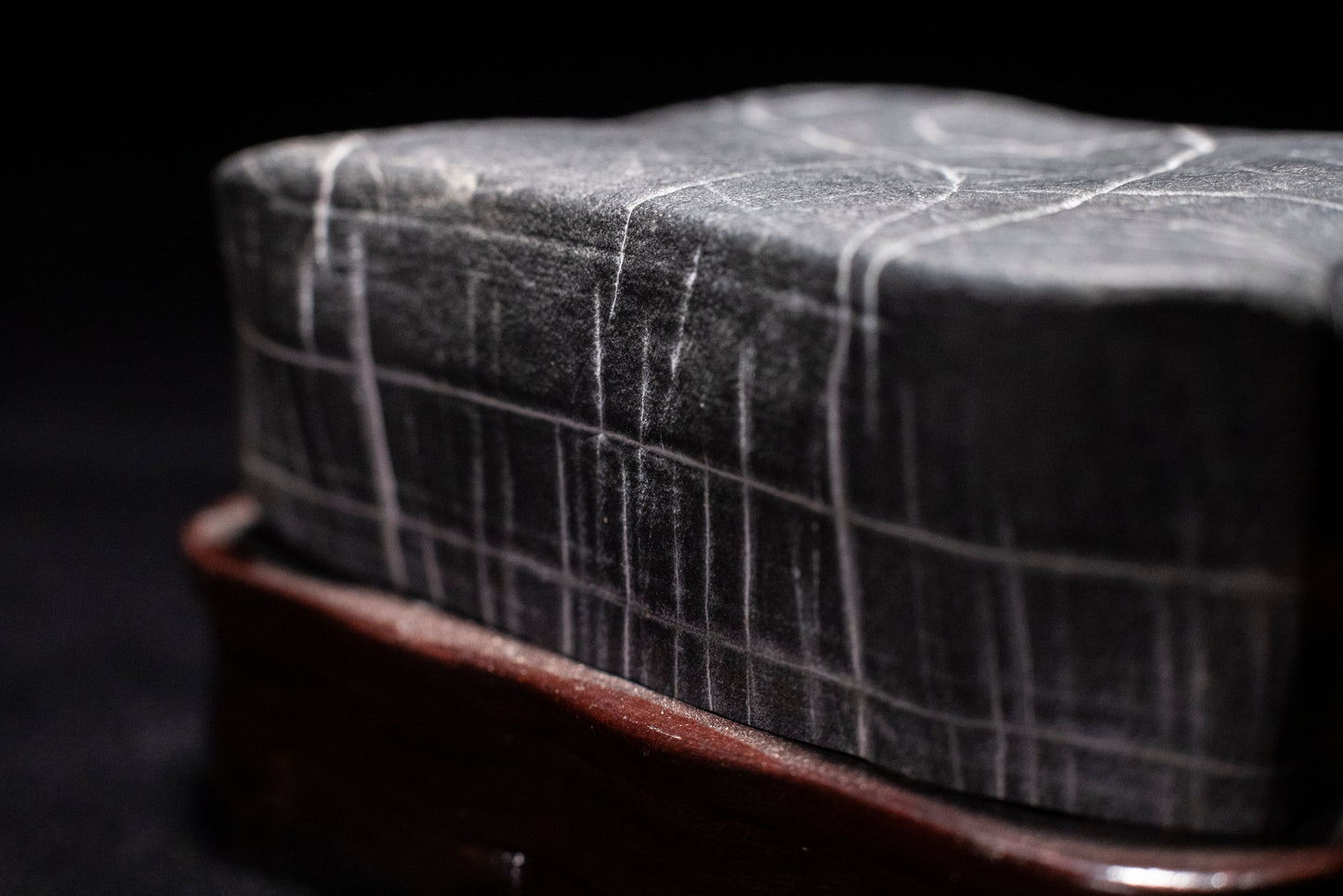 賞石擺件/靈璧石 Lingbi Stones
