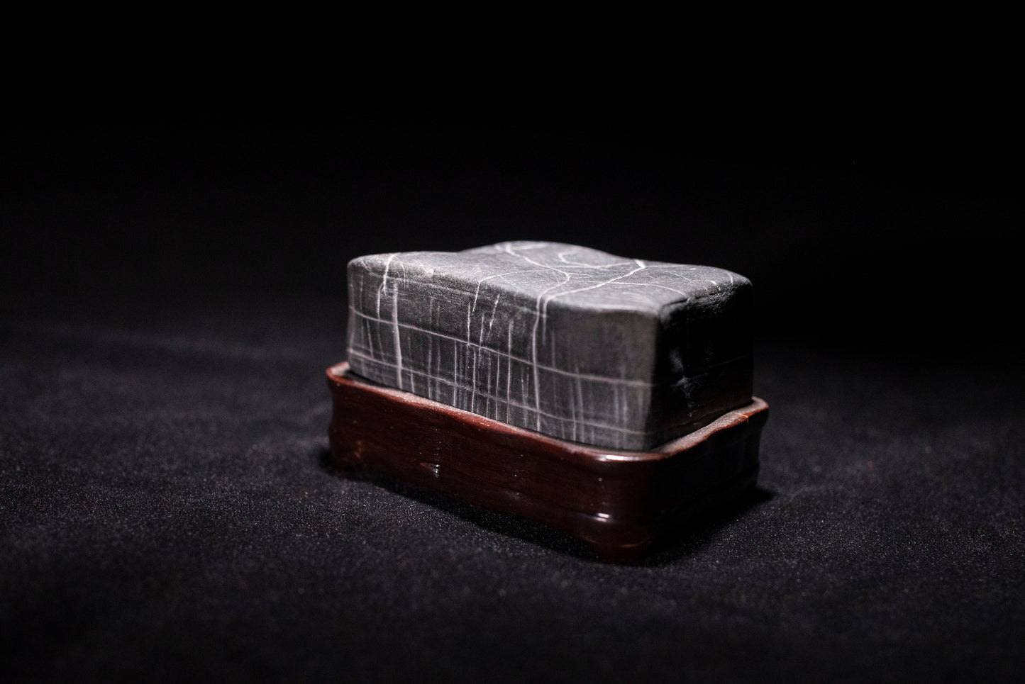 賞石擺件/靈璧石 Lingbi Stones