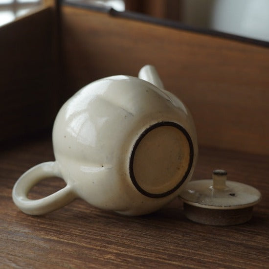 菱花陶瓷白粉引壺廋長款