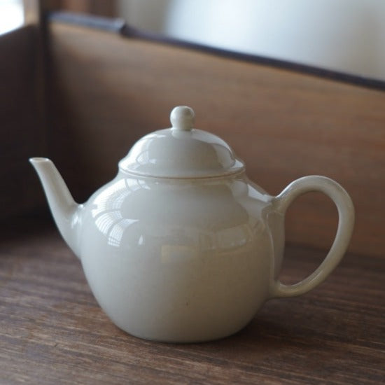 Ceramic Pear-shaped Teapot(Model A)