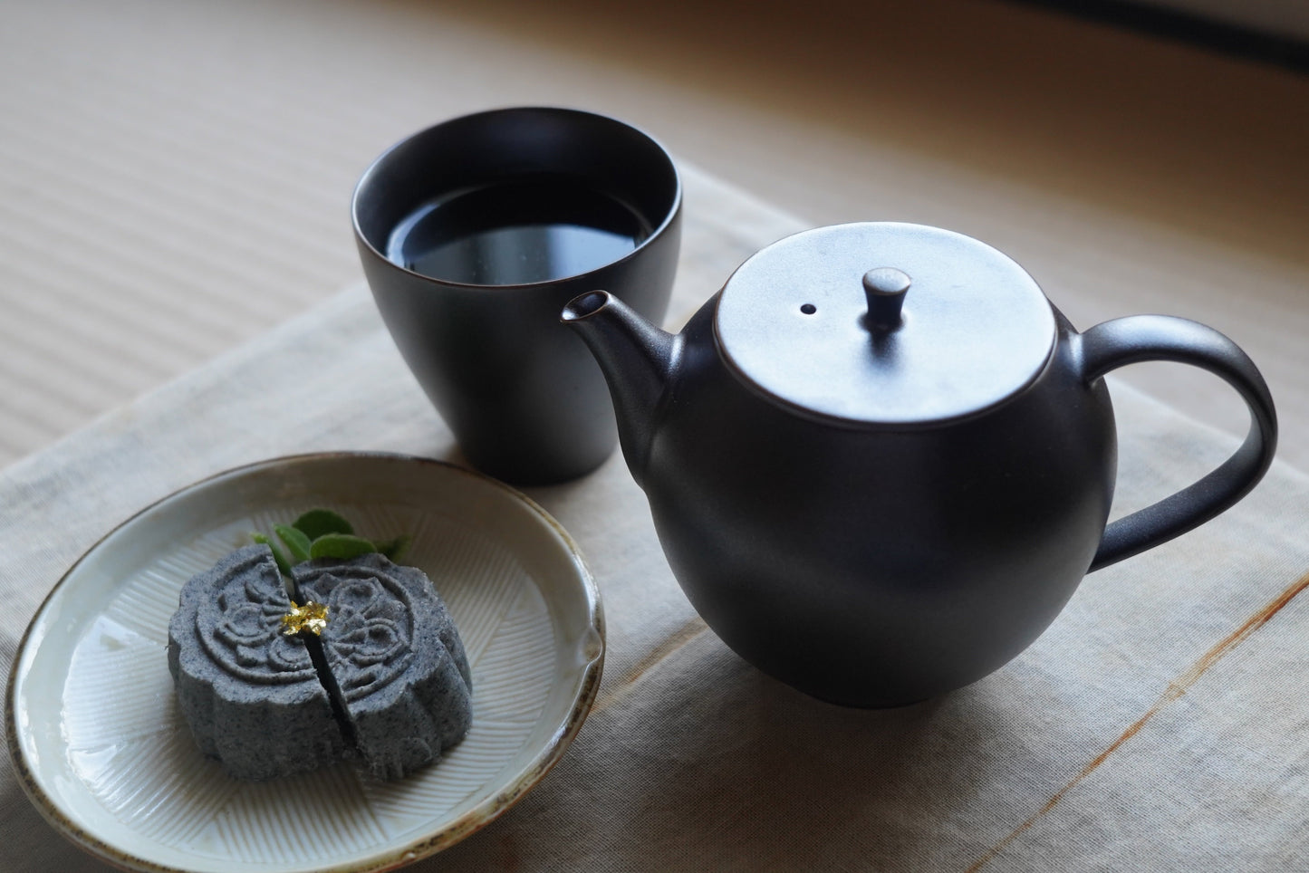 【預購】雅韻陶瓷茶具組(黑色)