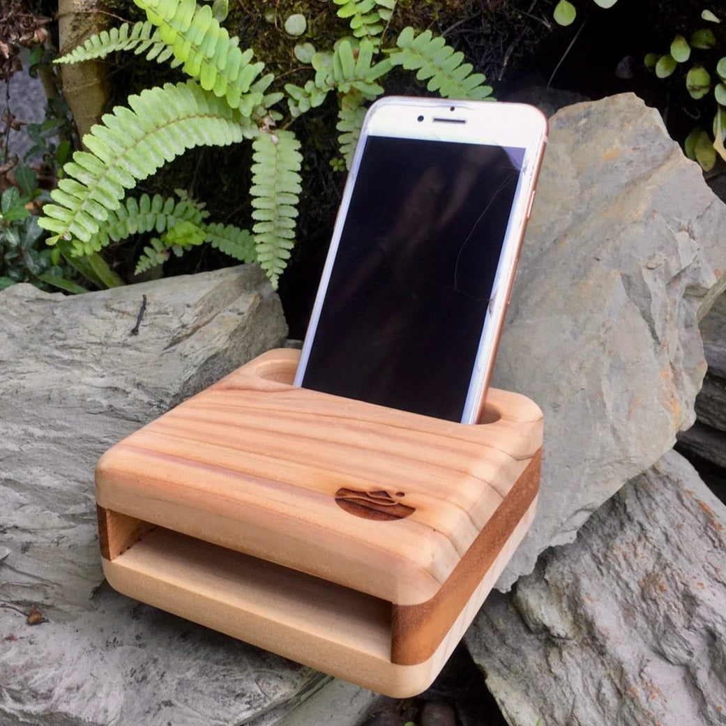 Nikko hill mobile phone speaker