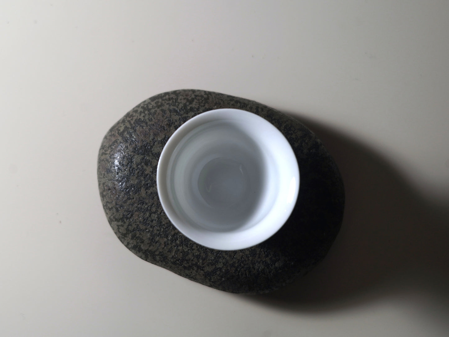 橢圓小高台-仿石/點灰色