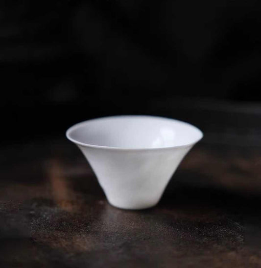 白瓷手拓薄胎斗笠杯-矮/吳燕輝