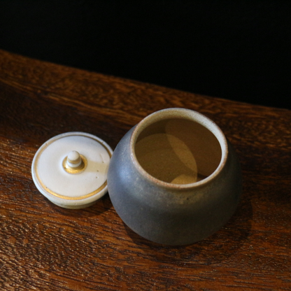金釉白蓋茶罐