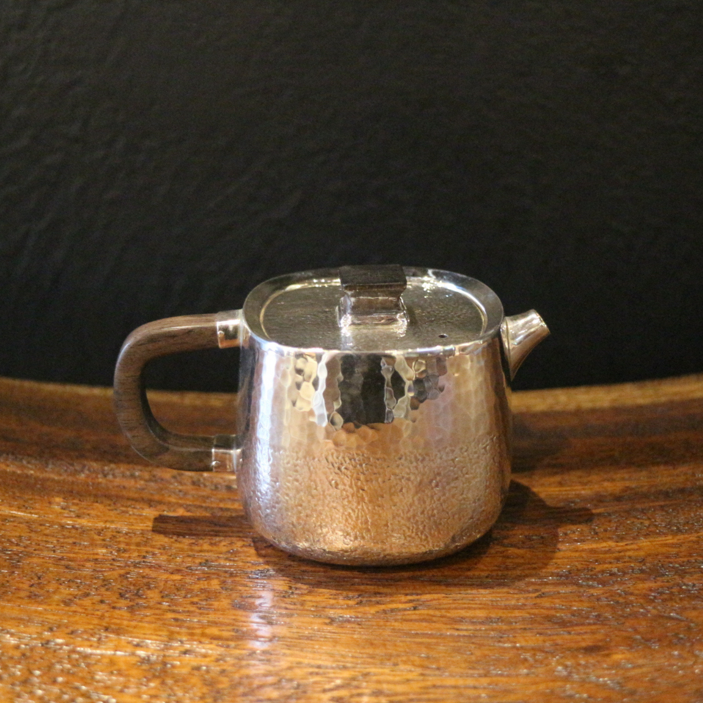 Silver handle pot (square chamfered type/mallet pattern glazed/ebony buttons/wooden handle)