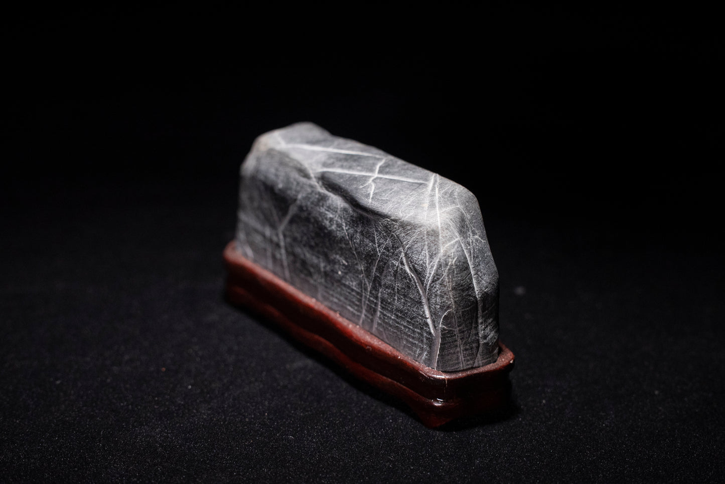 賞石擺件/𩆜璧石 - 頭皮石 Lingbi Stones