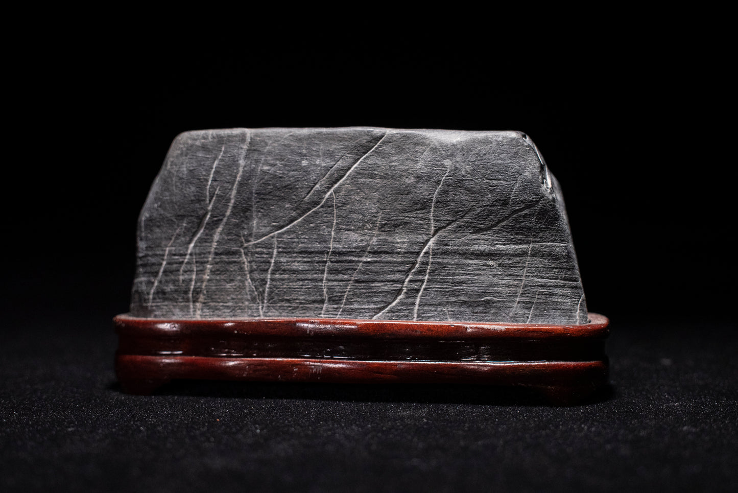 賞石擺件/𩆜璧石 - 頭皮石 Lingbi Stones