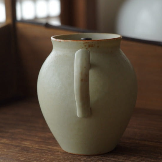 藍綠釉陶瓷黑蓋茶壺