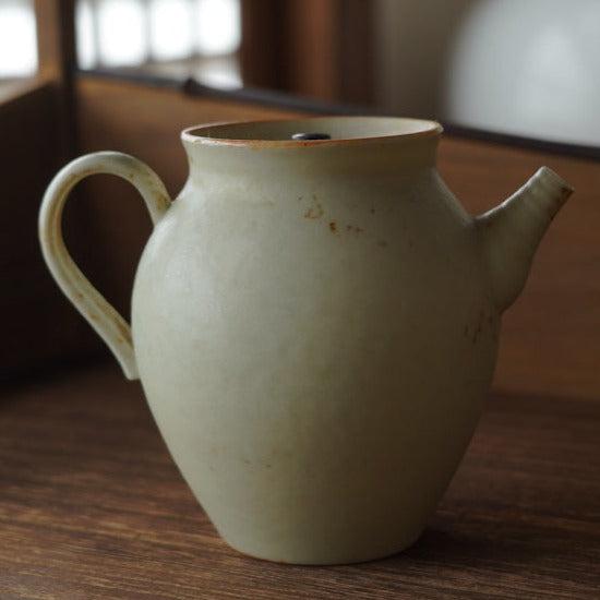 藍綠釉陶瓷黑蓋茶壺