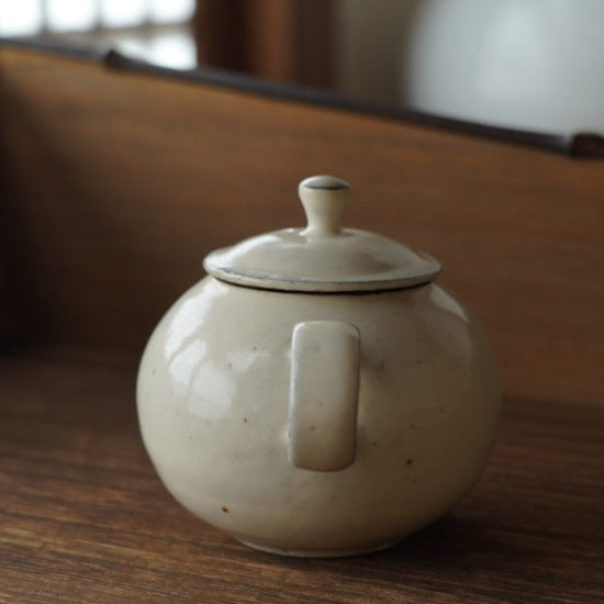 圓滿型陶瓷白粉引壺