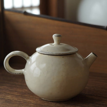 圓滿型陶瓷白粉引壺