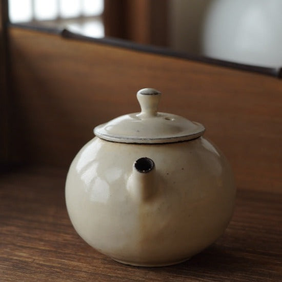 圓滿型陶瓷白粉引壺