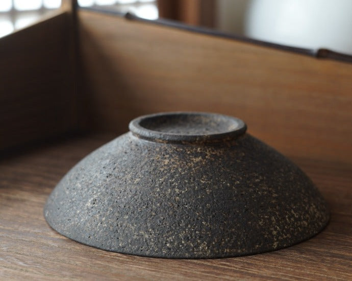 鐵釉陶泥圓壺承