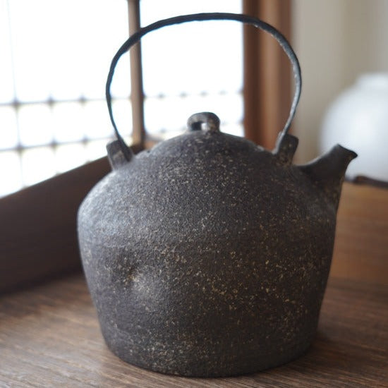 鐵釉陶泥提樑燒水壺