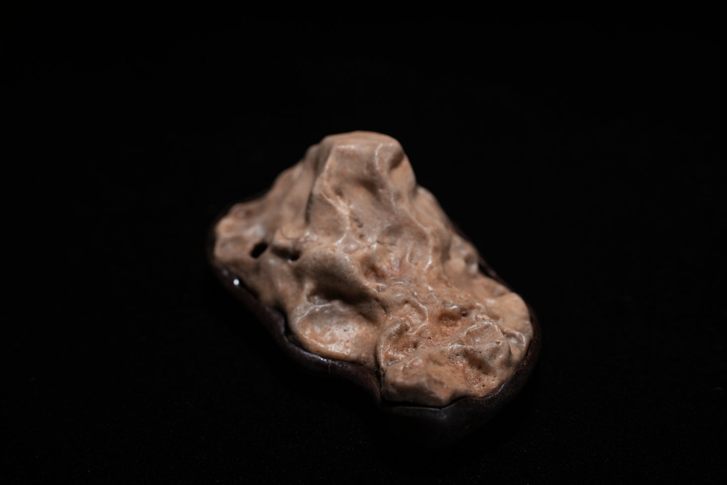 賞石擺件/  戈壁石