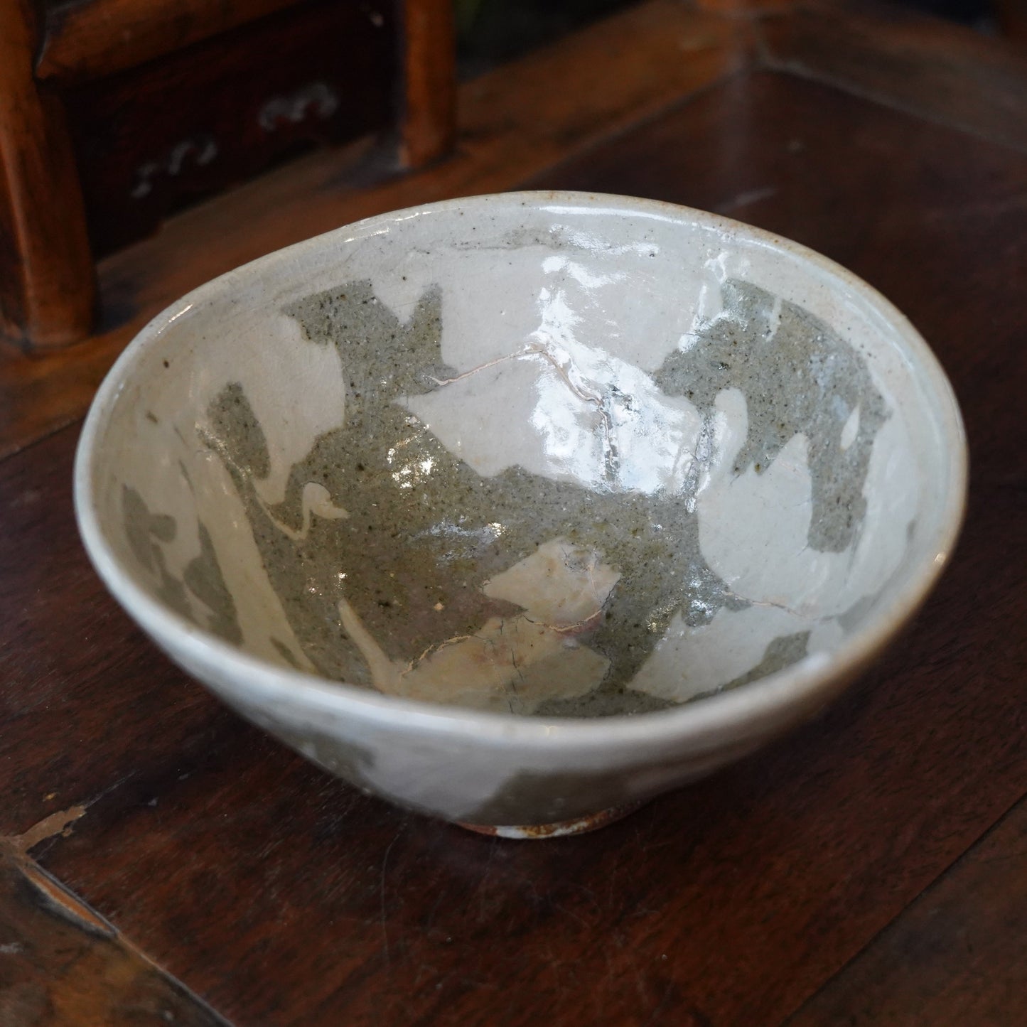 花明山窯灰白色陶茶碗