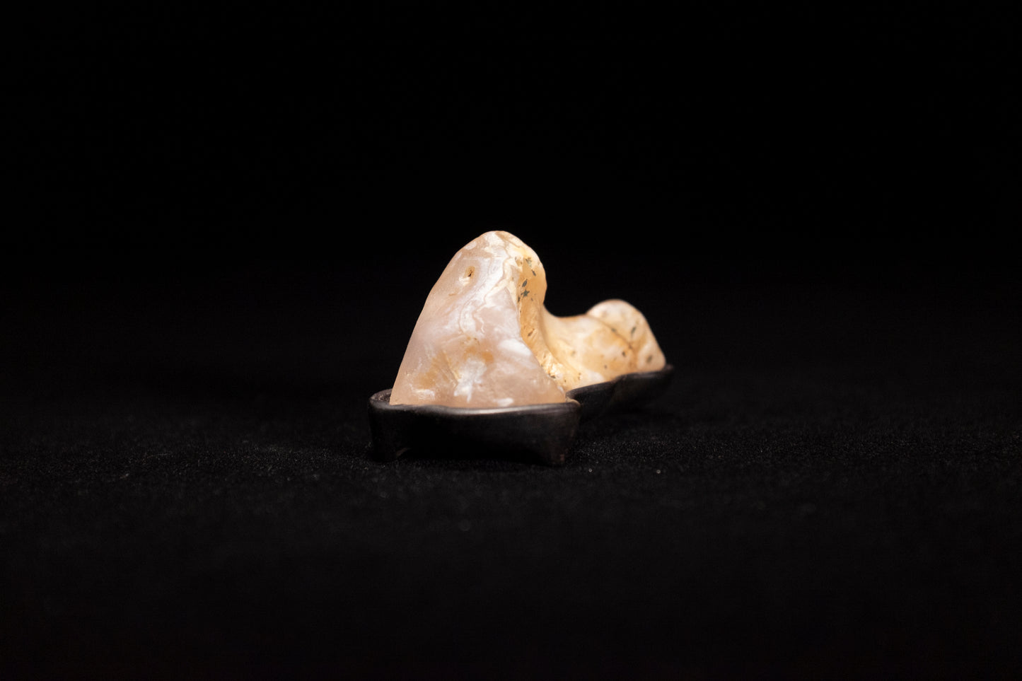 賞石擺件/戈壁瑪瑙石 Gebi Agate Stone (Copy)