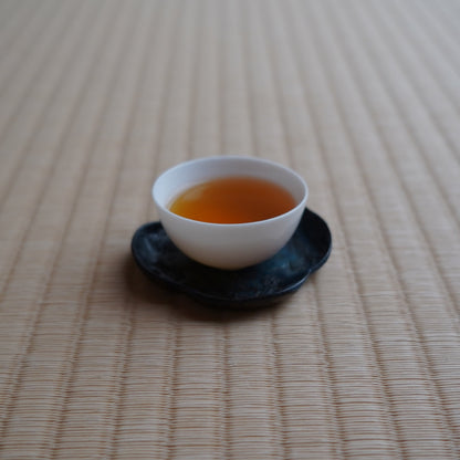 白瓷蛋殼小杯