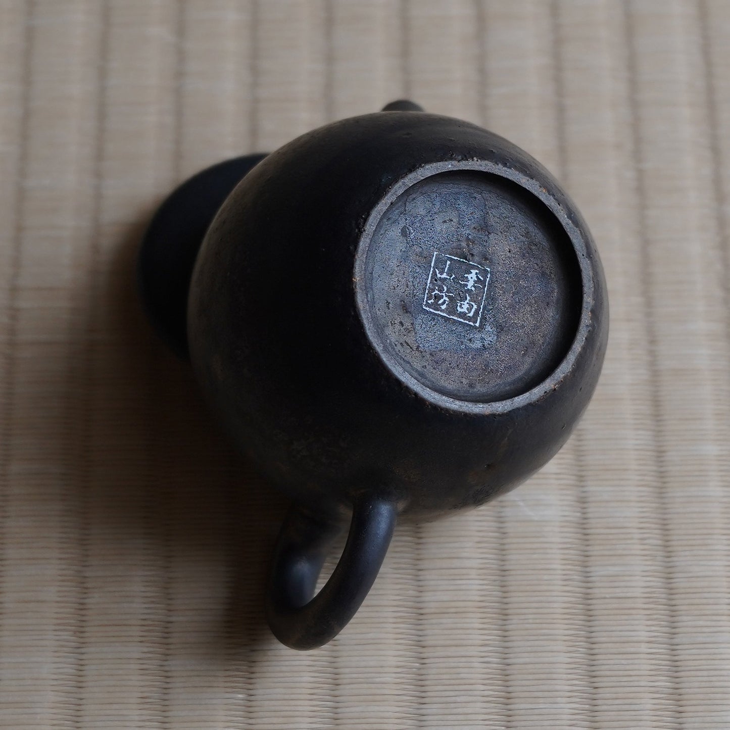 陶瓷巨輪鋸釘壺